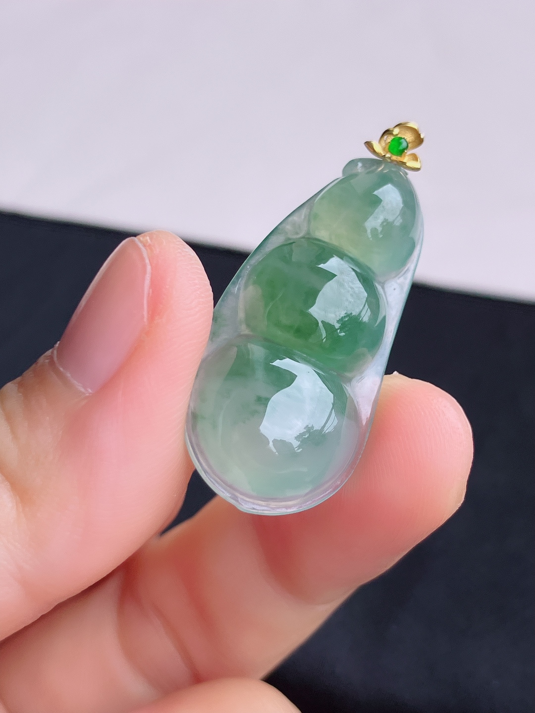 冰飘花福豆，晶莹剔透。尺寸39.3/16.7/6.2/自然光实拍
