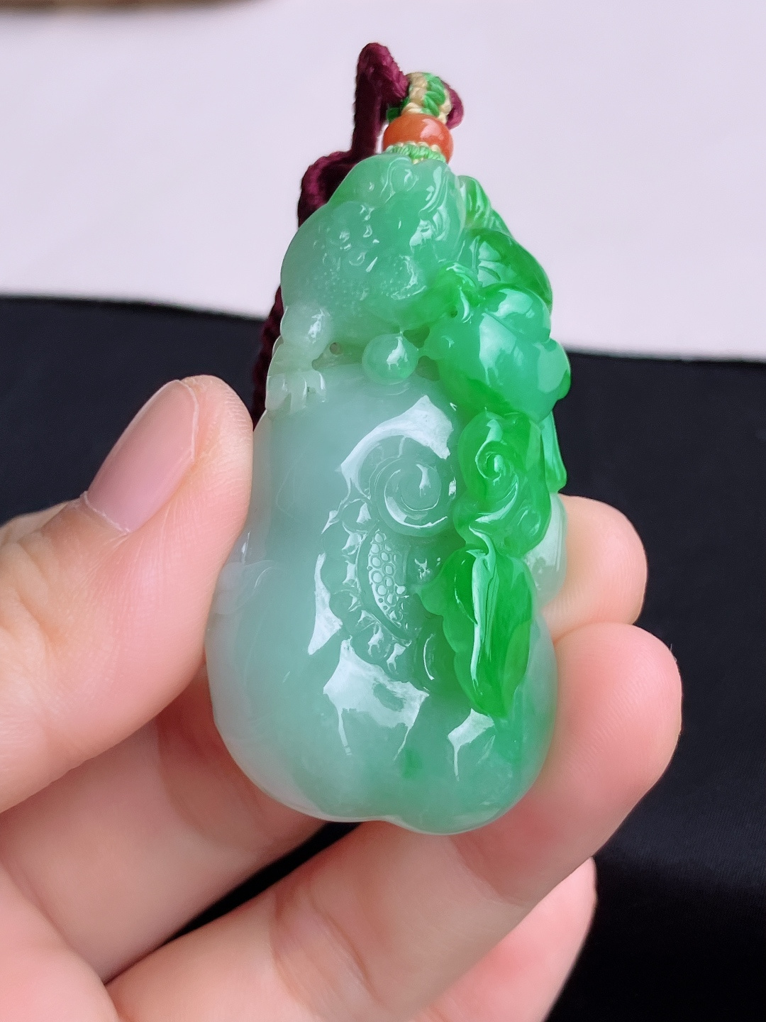 翠绿如意，色美清爽，尺寸53.6/28.6/11/自然光实拍