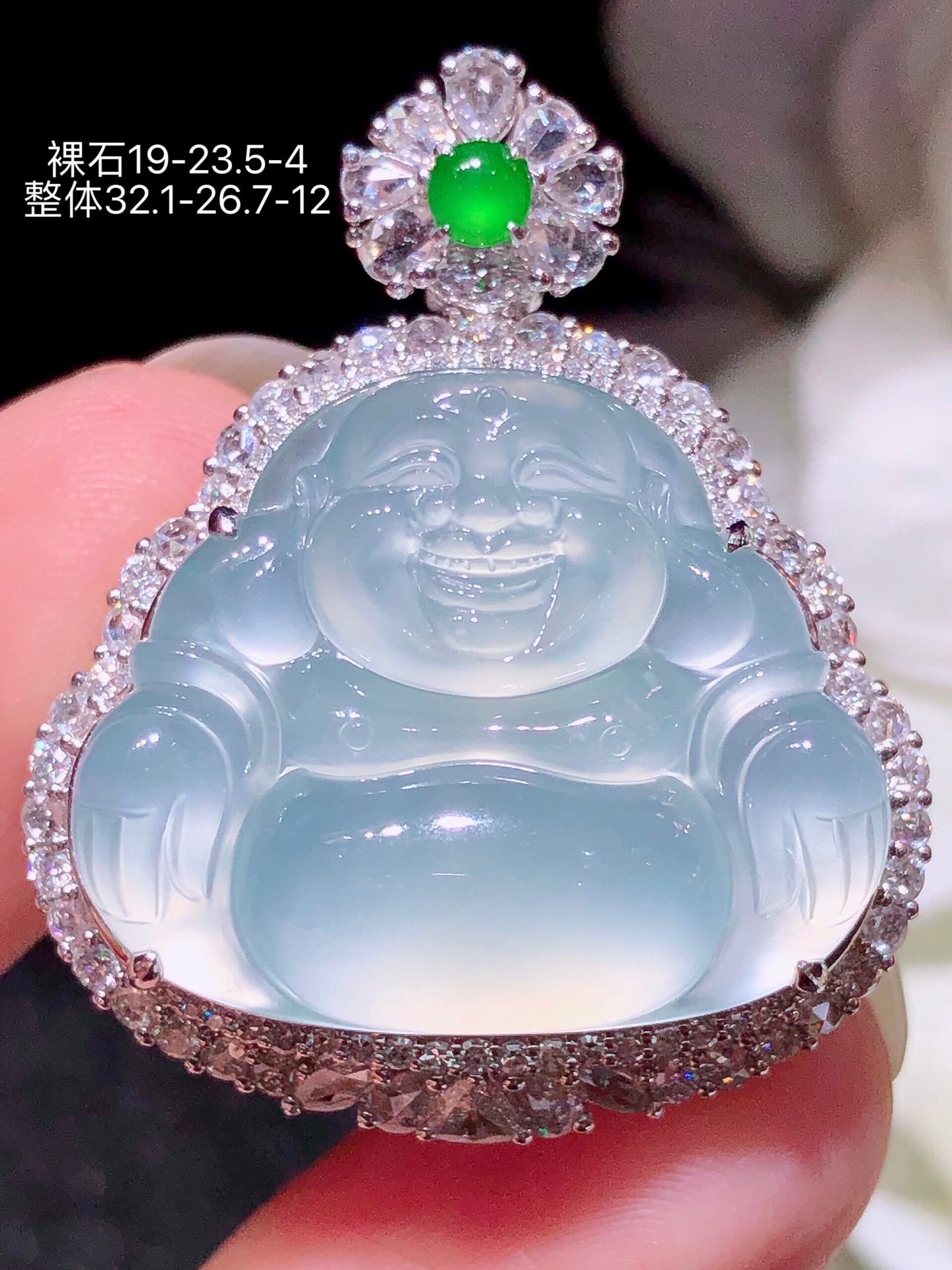 18K金镶  茅台白佛公吊坠 无裂 水润色艳 品相饱满 配送银链苹果拍摄，实物更好看，19-23.5