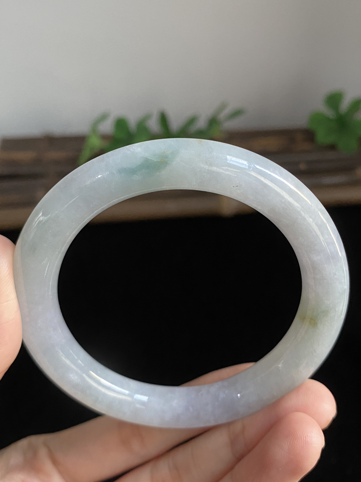 圆镯54圈口，翡翠手镯