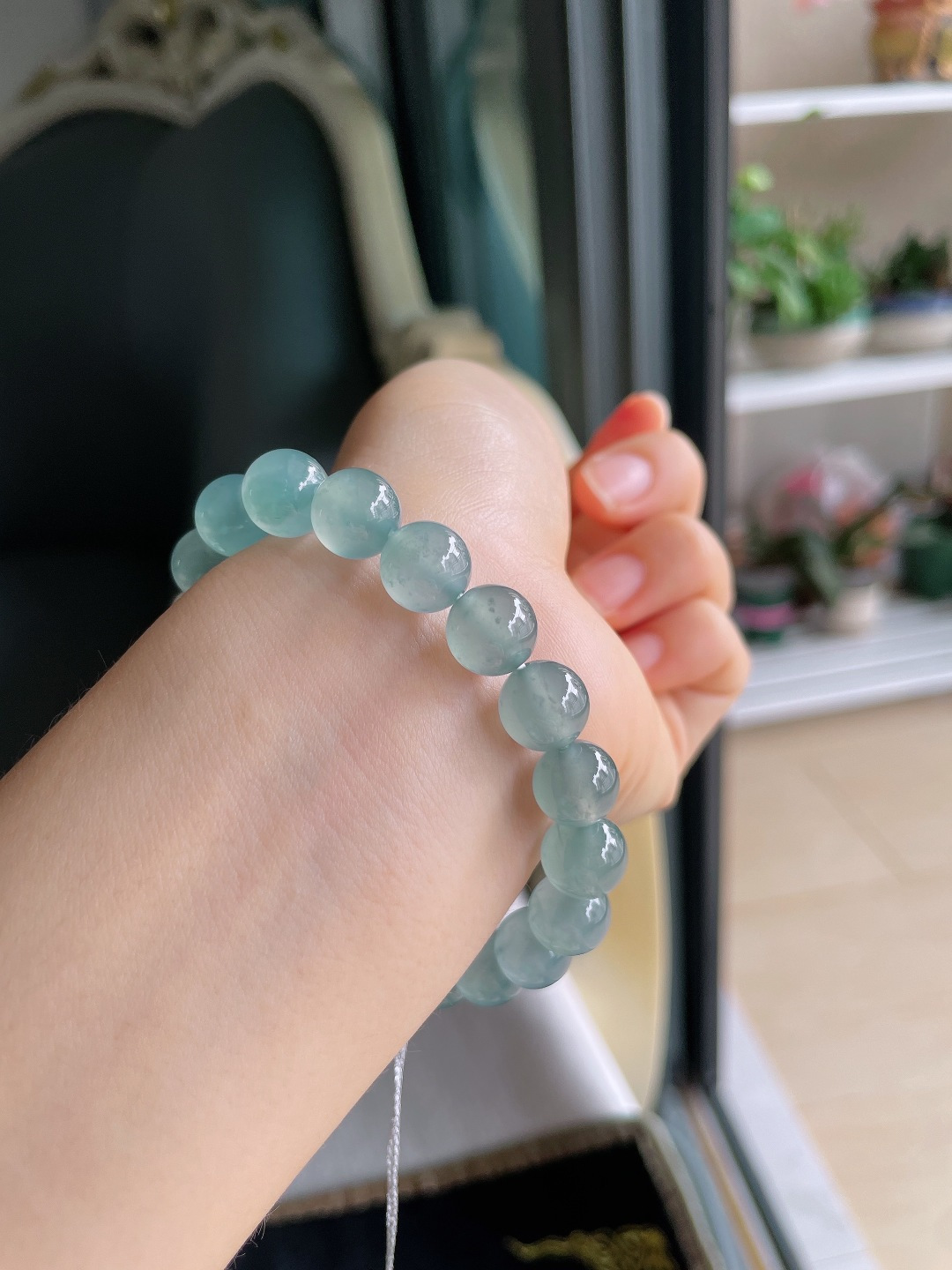 天然翡翠A货，冰种天空蓝手串，尺寸：9.8mm。【编3455】