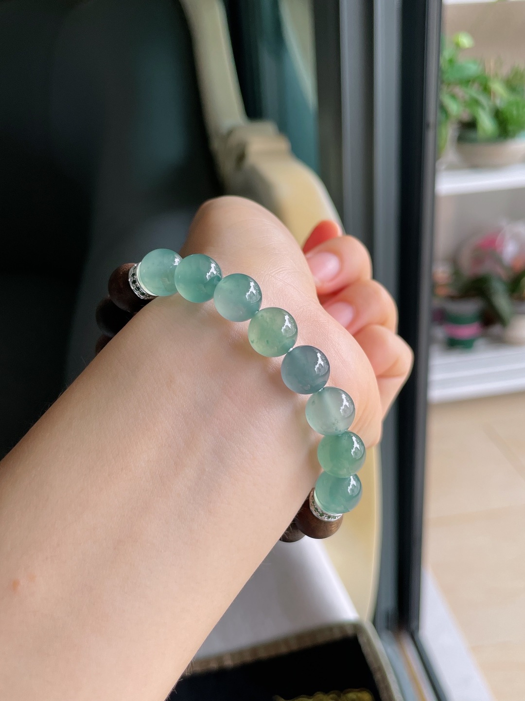 ️天然翡翠A货，冰多宝搭配沉香木手串，尺寸：10mm。【编4376】