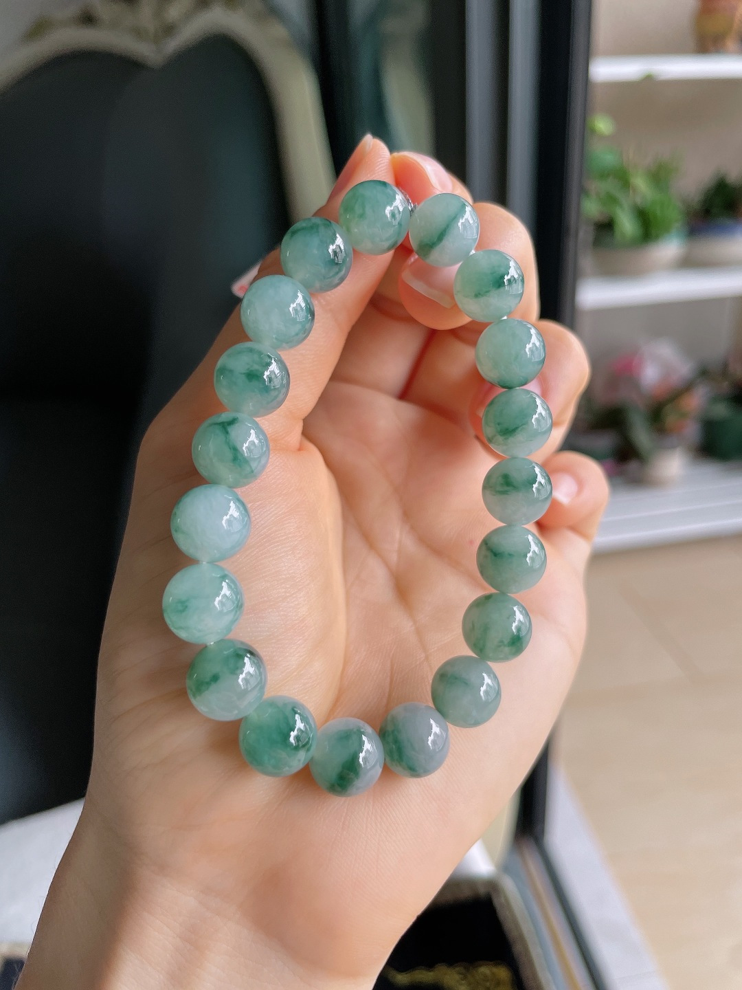 缅甸天然翡翠A货，冰飘花手串，尺寸：10mm。【编3190】