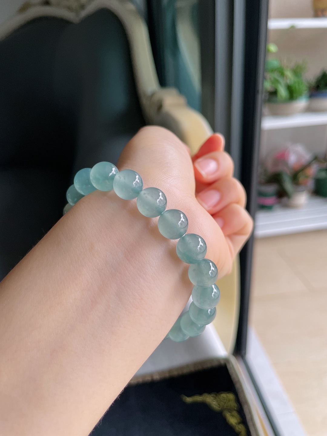 天然翡翠A货，冰种天空蓝手串，尺寸：9.8mm。【编3455】