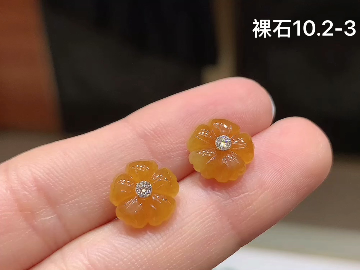18K 冰黄翡花朵耳钉 无裂,尺寸，10.2-3