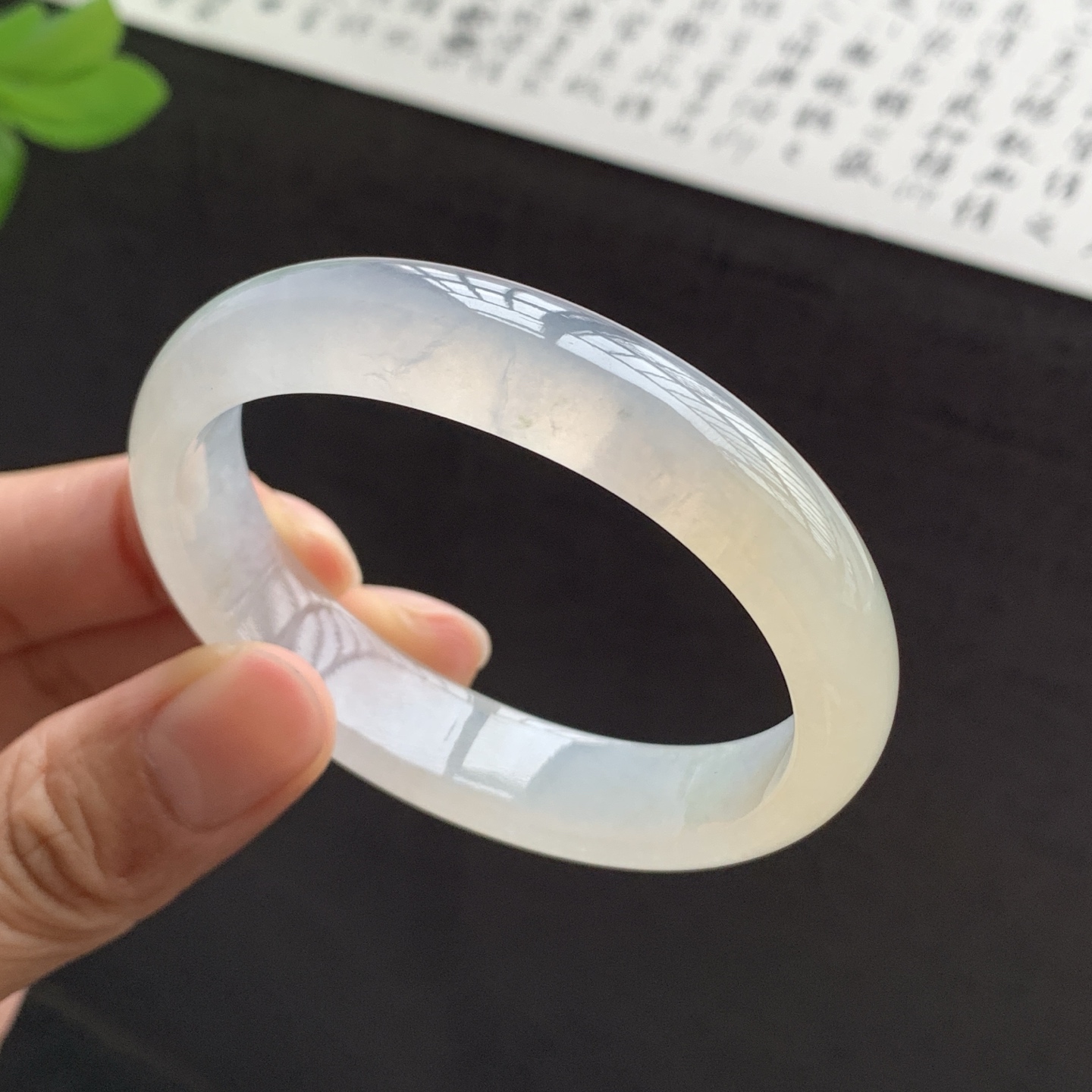 071502XY 黄翡贵妃翡翠手镯 53-45.7-12-6.4