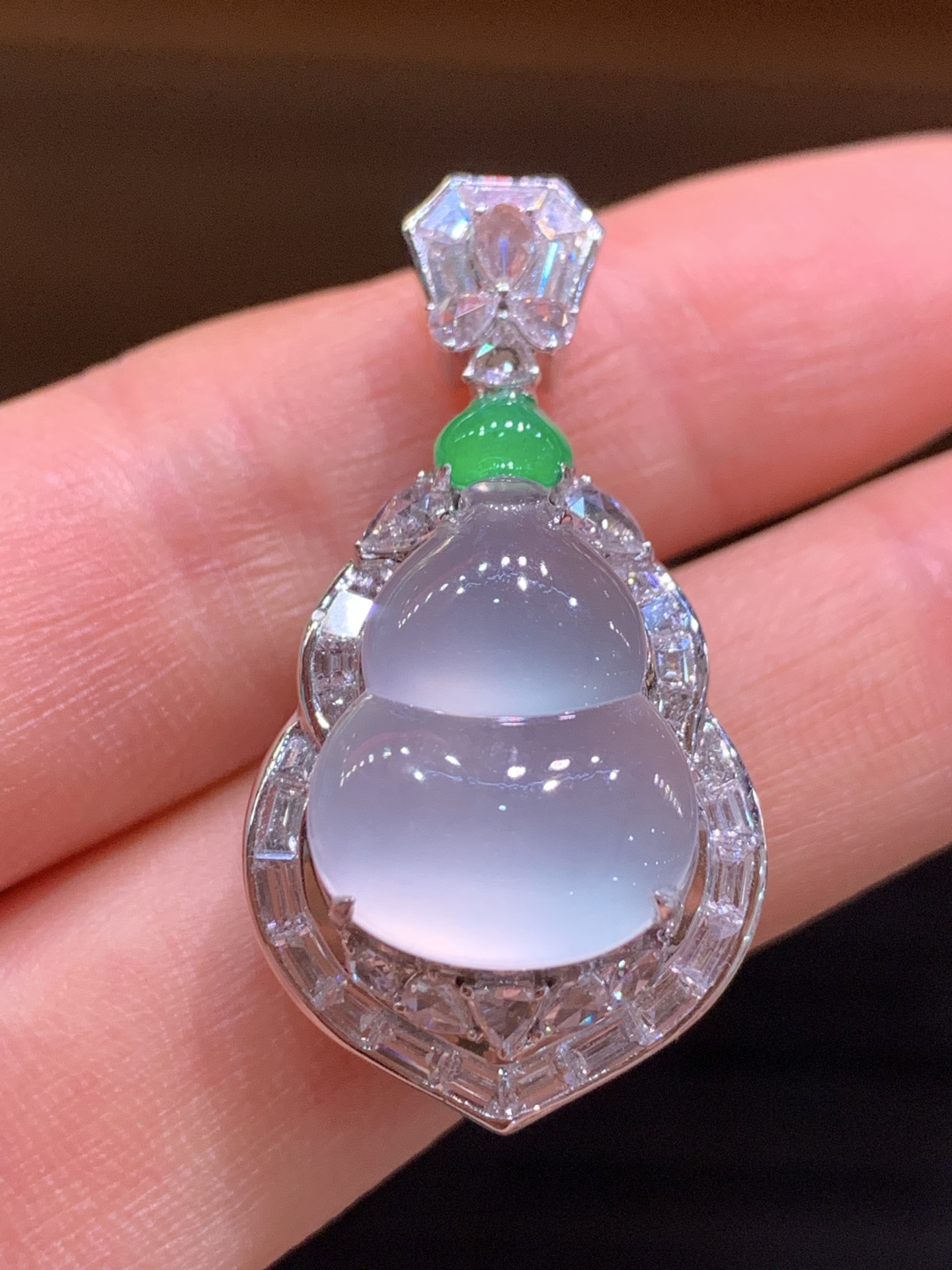 玻璃种起光葫芦吊坠