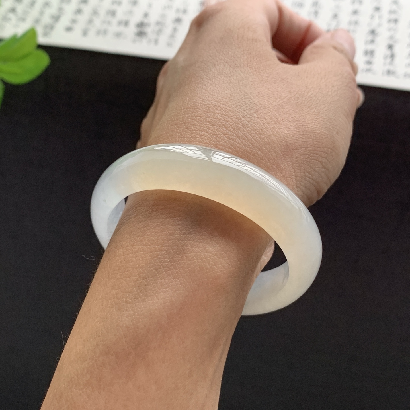 071502XY 黄翡贵妃翡翠手镯 53-45.7-12-6.4