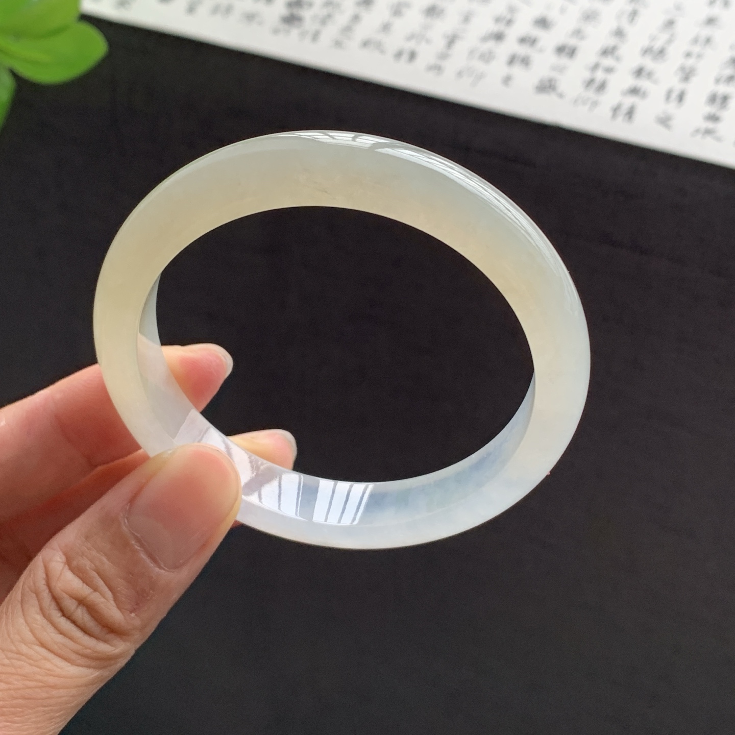 071503XY 黄翡正圈翡翠手镯 54-10.5-7