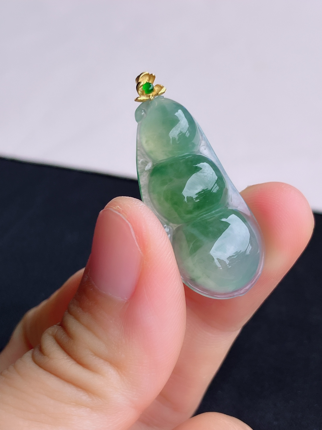 冰飘花福豆，晶莹剔透。尺寸39.3/16.7/6.2/自然光实拍