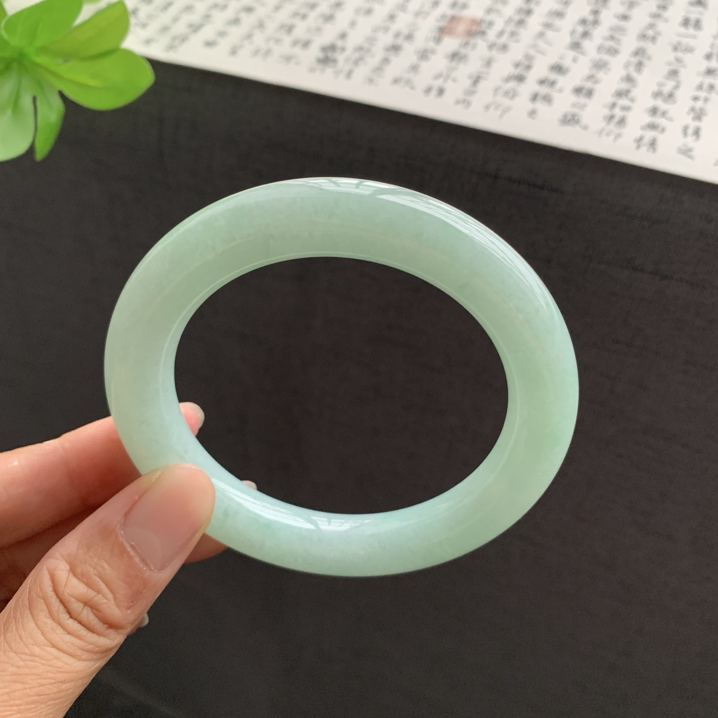 满绿圆条翡翠手镯 57-11.3-11