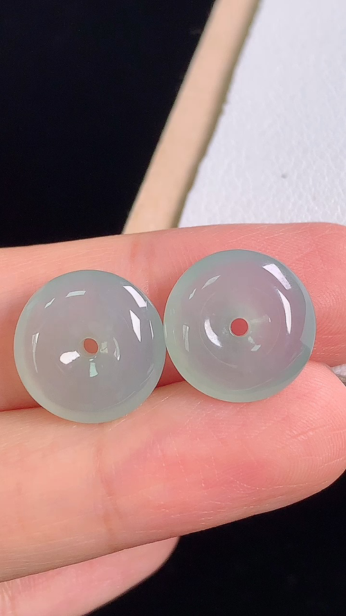 冰种平安扣，无裂，尺寸:12.8-4.4mm