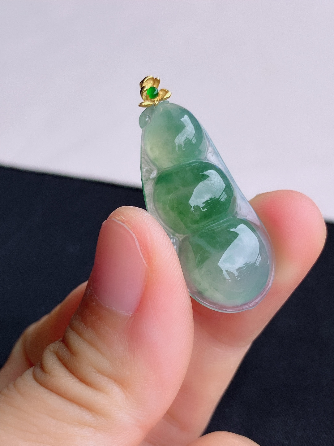 冰飘花福豆，晶莹剔透。尺寸39.3/16.7/6.2/自然光实拍