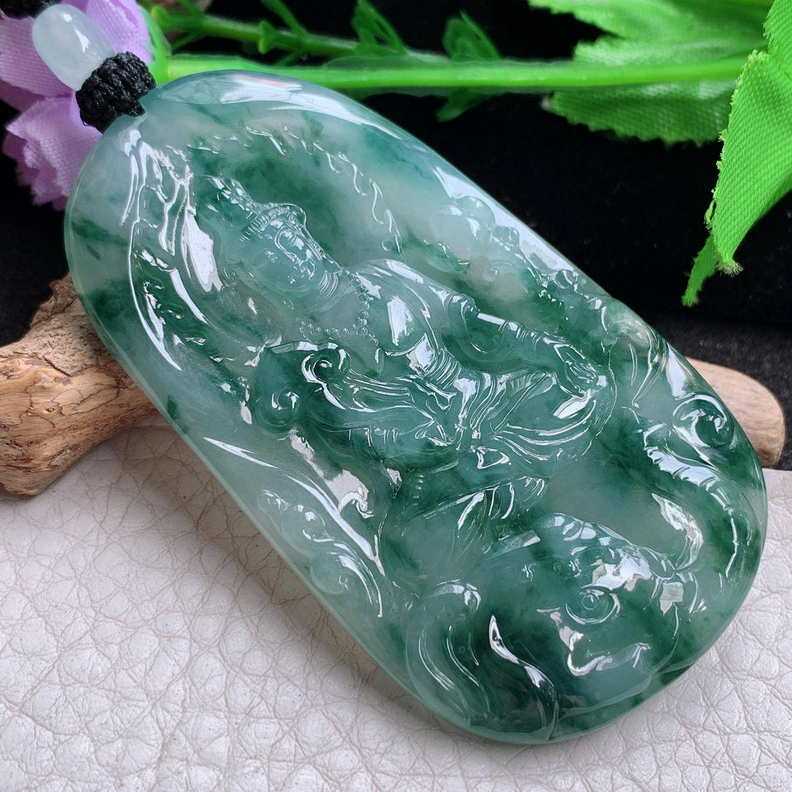 Csy实拍70*39*5.8缅甸翡翠精雕普贤菩萨 生肖守护神玉挂件 玉吊坠