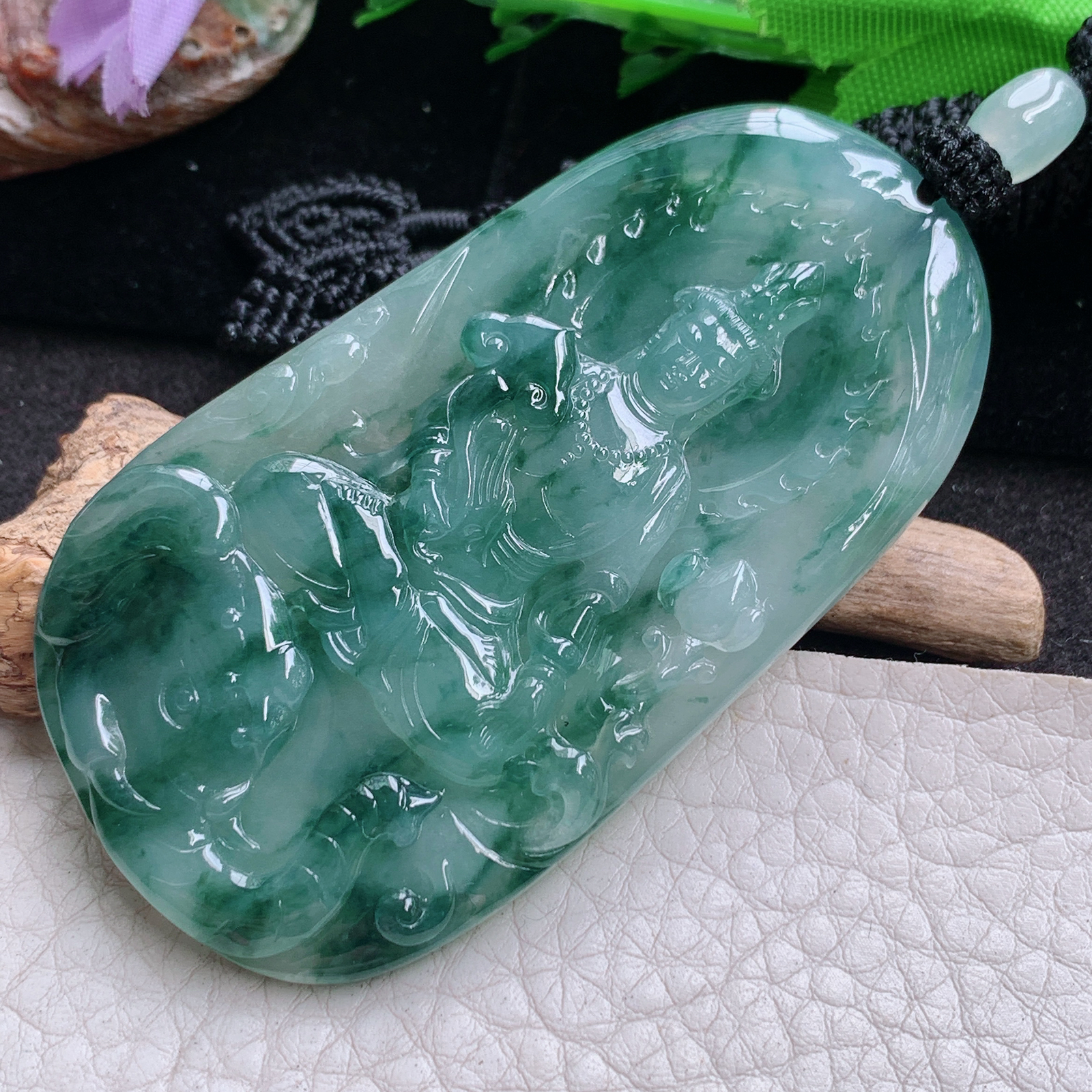 Csy实拍70*39*5.8缅甸翡翠精雕普贤菩萨 生肖守护神玉挂件 玉吊坠