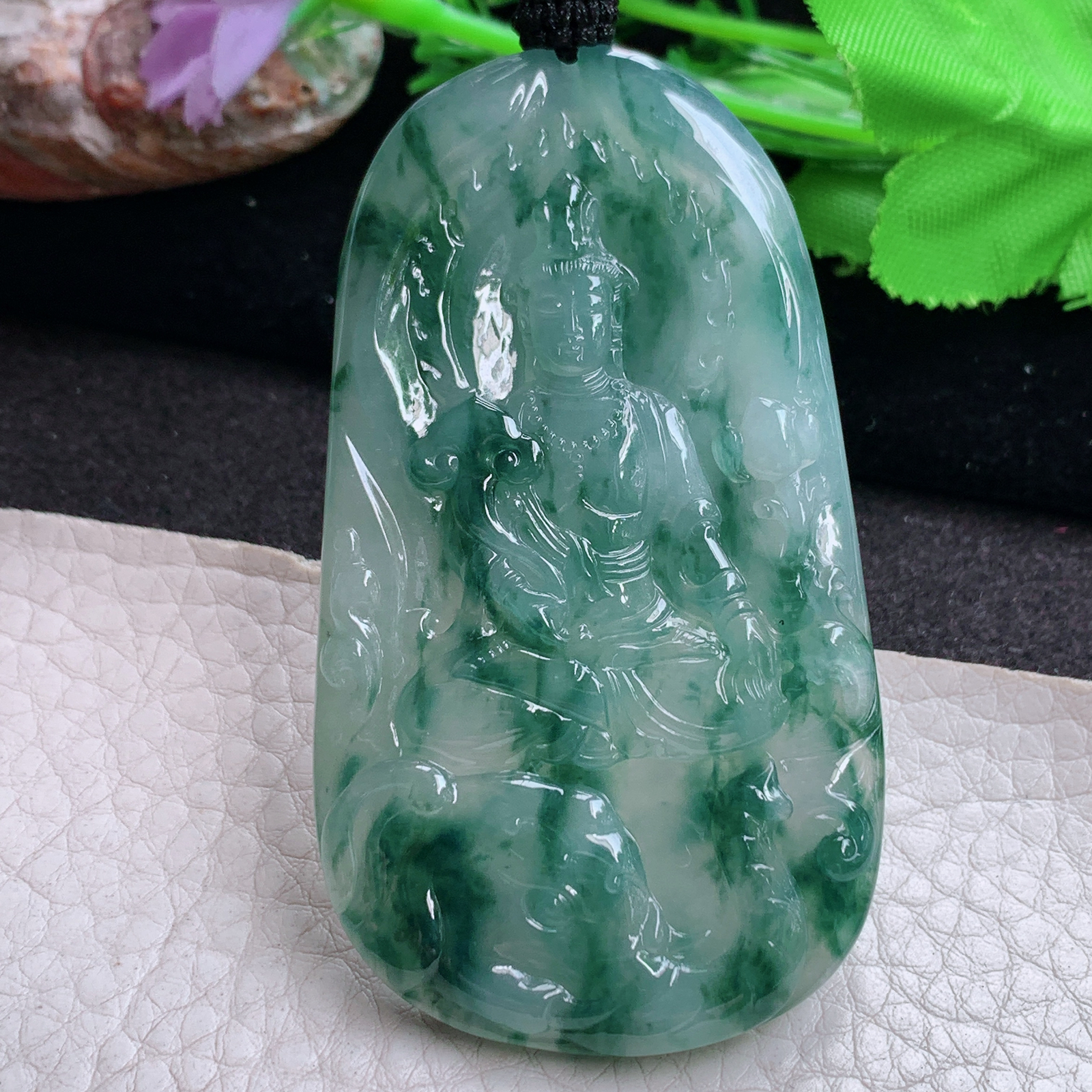 Csy实拍70*39*5.8缅甸翡翠精雕普贤菩萨 生肖守护神玉挂件 玉吊坠