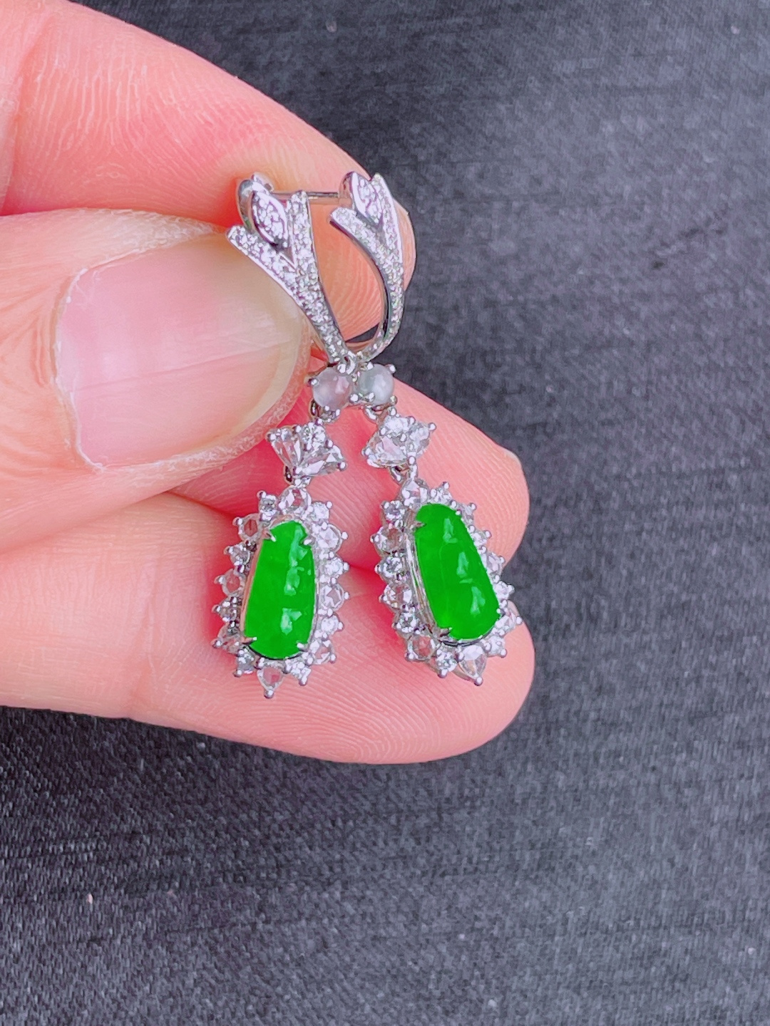 ️高冰绿福豆耳坠，晶莹剔透，新颖时尚，无裂，9-4.5-3