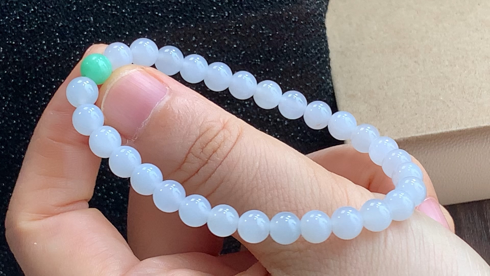 ️ 圆珠手串，尺寸取一6.0mm，包A附证书