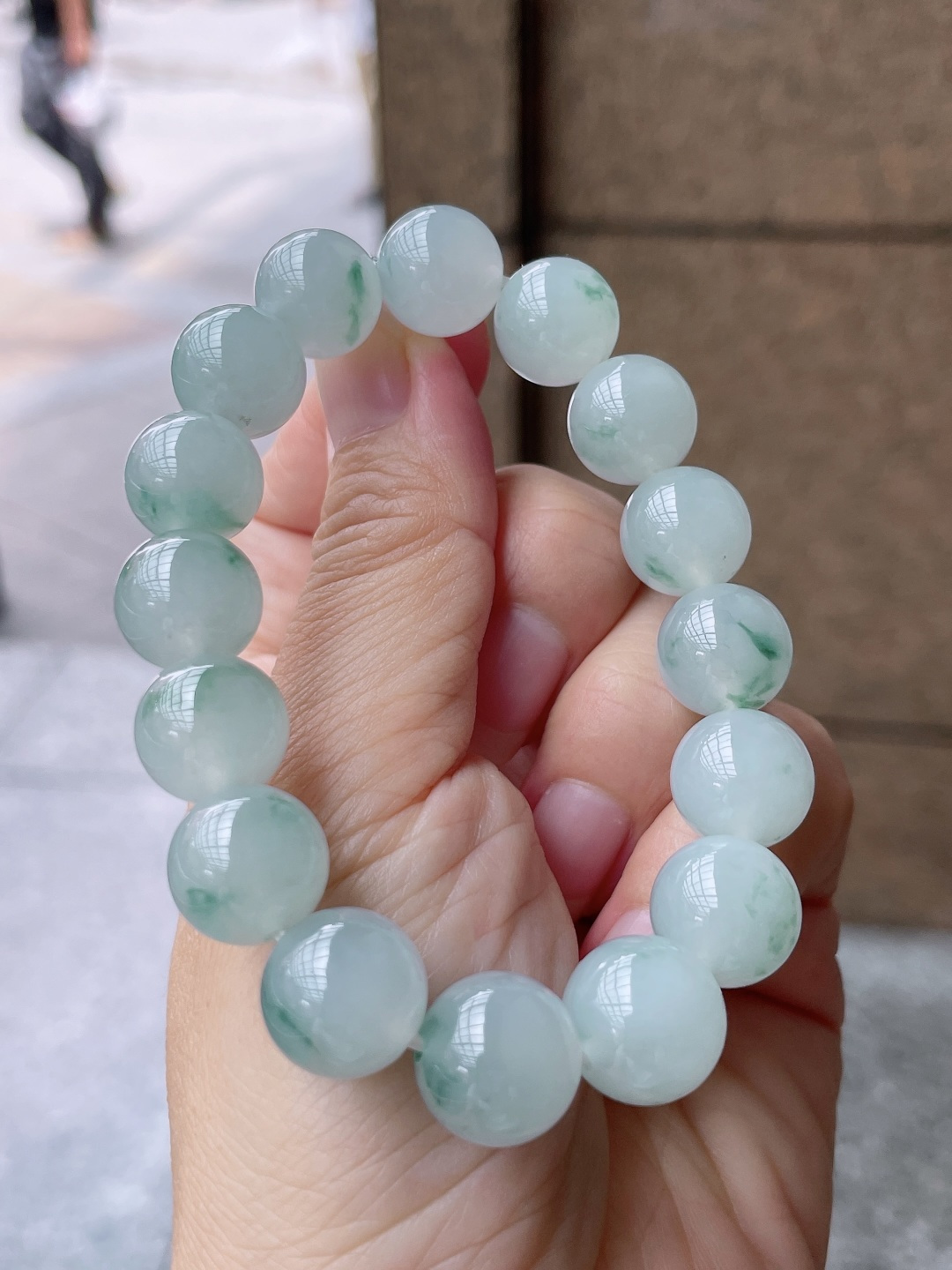 飘花灵动，珠圆玉润 尺寸：12.4
