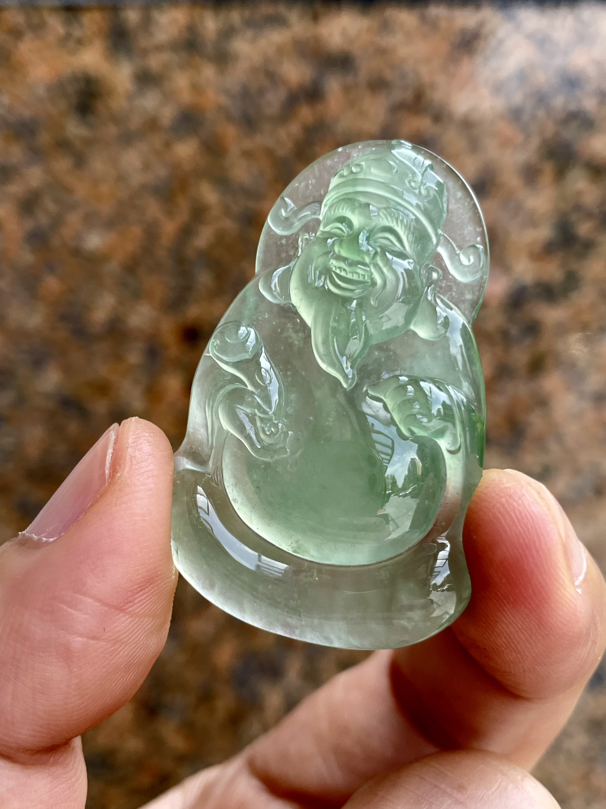 【冰种晴底财神】质地细腻，饱满圆润，笑口常开