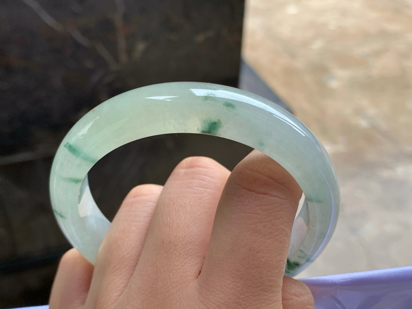59-13.9-8.5
蓝花手镯^_^水润清新