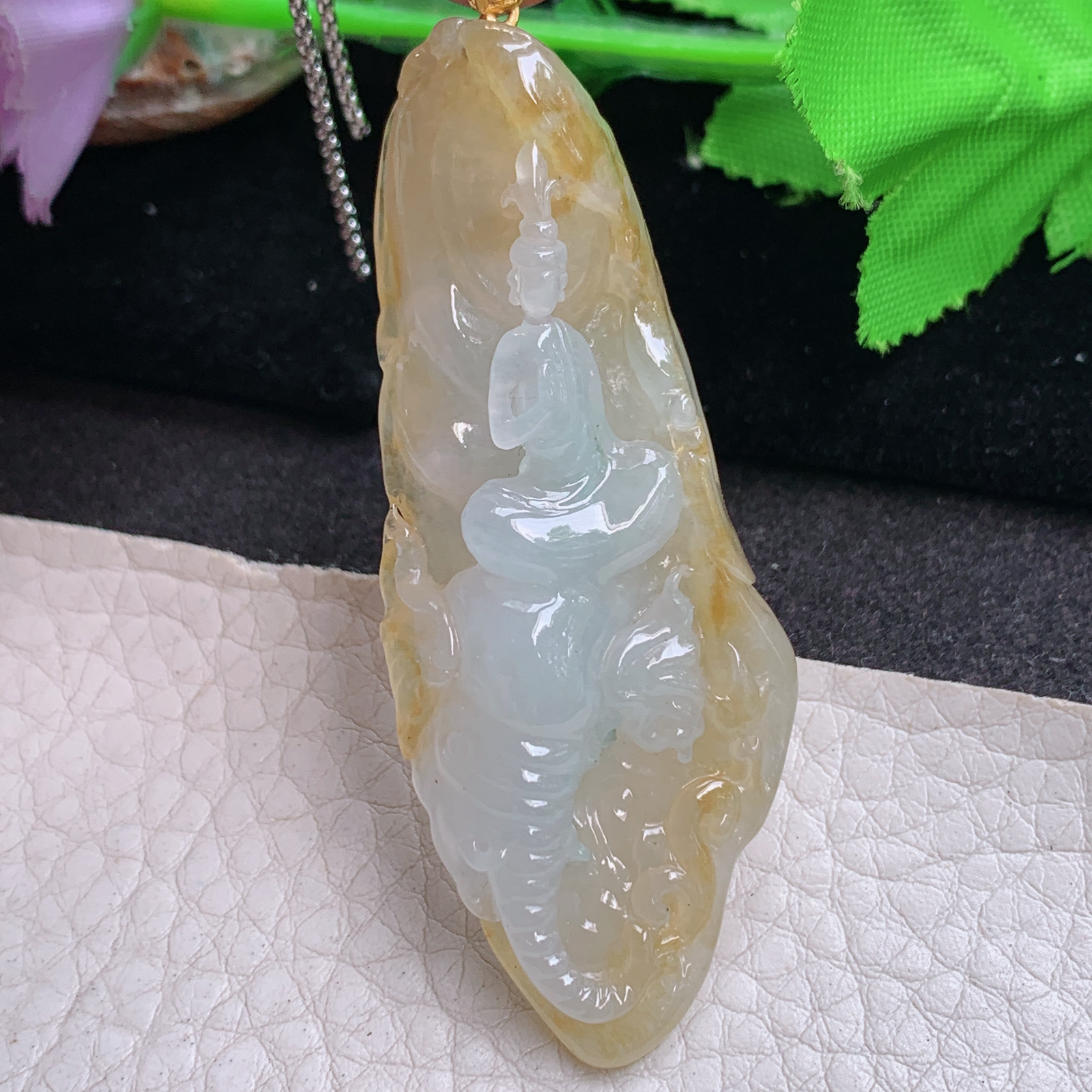 Csy实拍63.7*25.8*10.3缅甸翡翠精雕双彩素面普贤菩萨玉挂件 玉吊坠