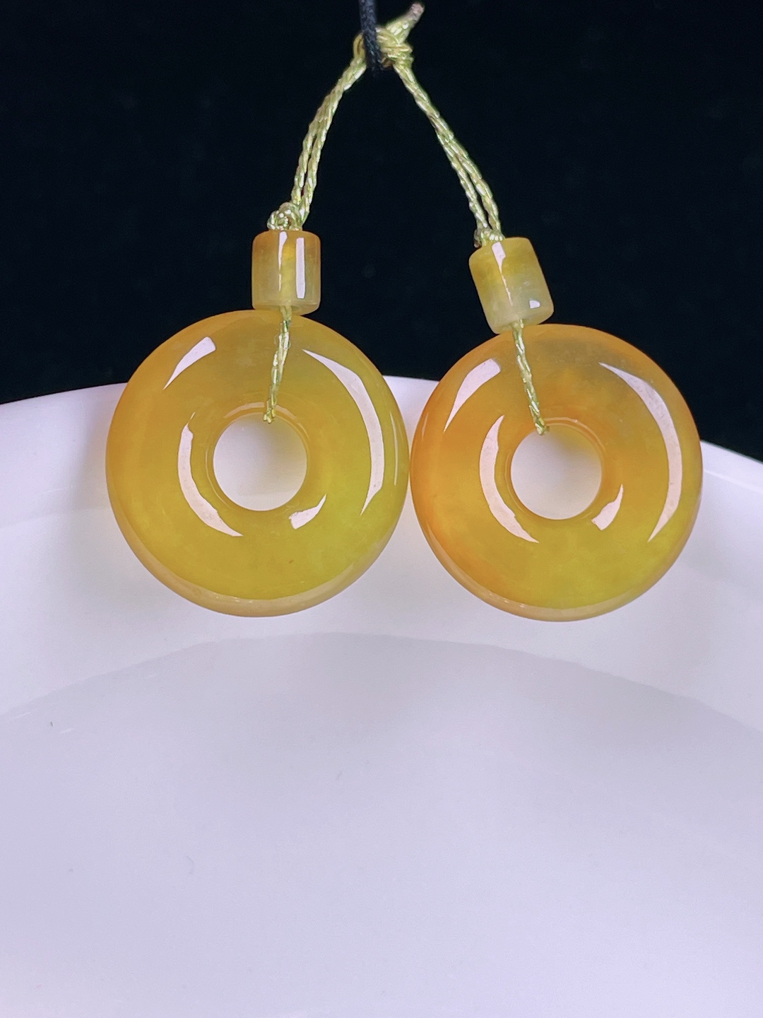 冰黄耳坠，老种起光，细底通透，尺寸：13/3mm0717