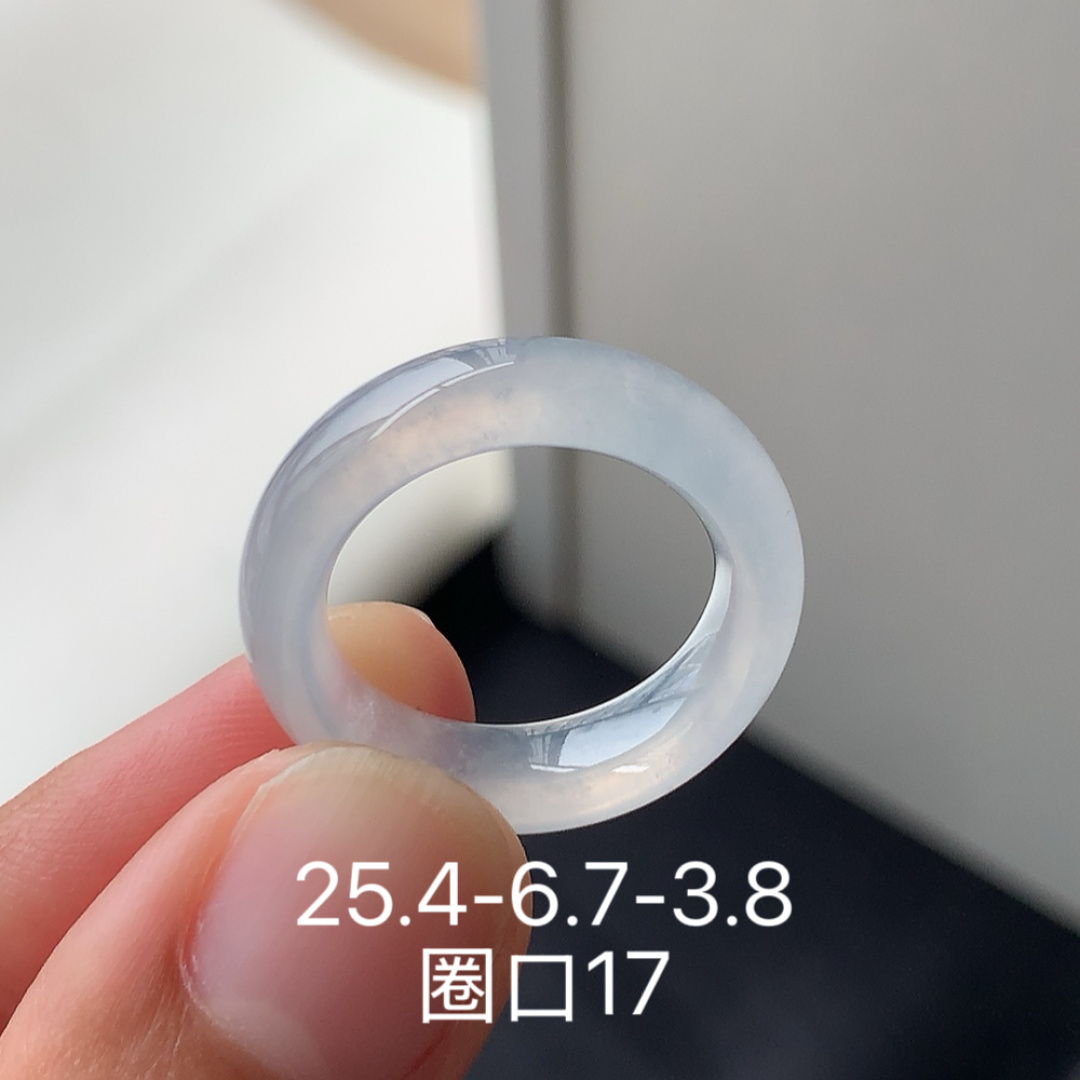 冰润细腻  种色饱满佩戴落落大方 货号08715，25.4-6.7-3.8