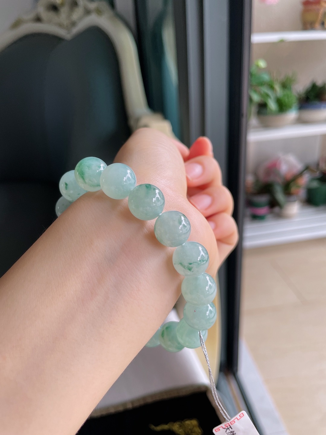 缅甸天然翡翠A货，冰飘花手串，尺寸：12.5mm。【编4033】
