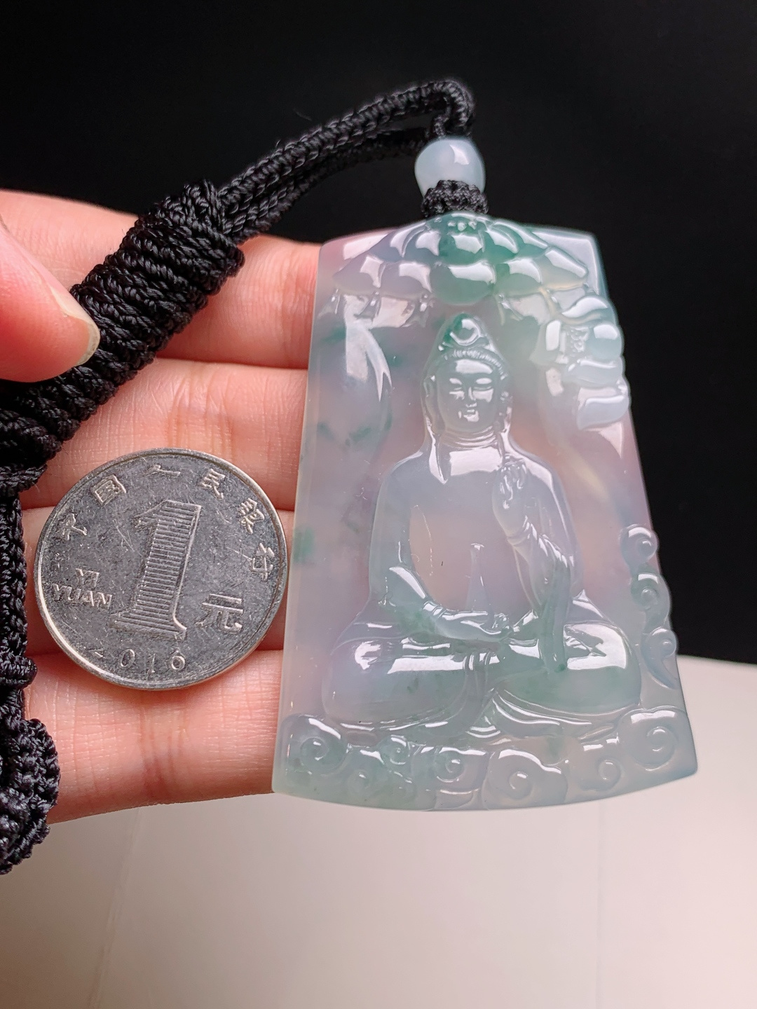 冰飘花观音牌，冰润清透雕工细腻，慈容温婉祥和雅致 裸石60.3-41.2-6 43