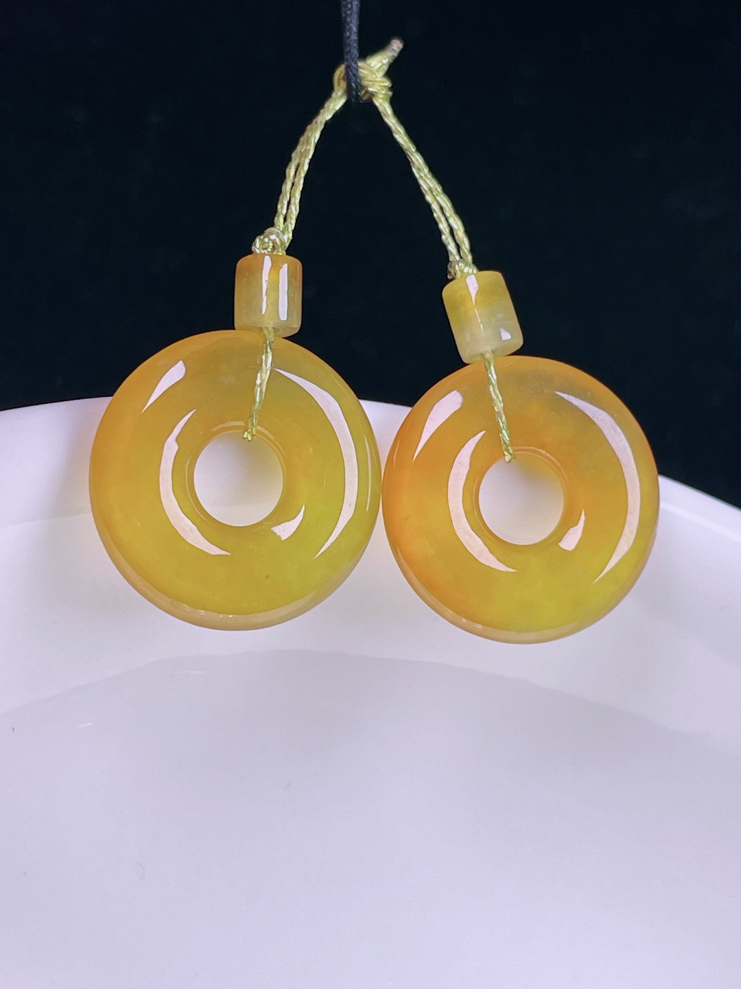冰黄耳坠，老种起光，细底通透，尺寸：13/3mm0717