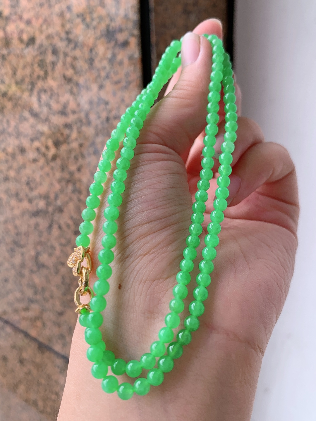 阳绿小米珠链，翠色明艳珠串玲珑，金扣点缀轻奢显贵卡4.1