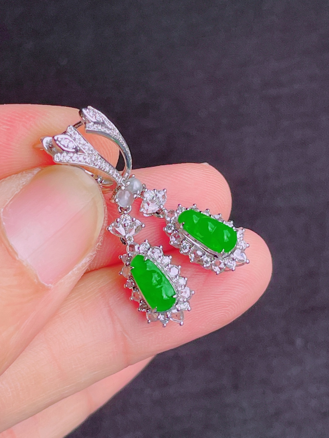 ️高冰绿福豆耳坠，晶莹剔透，新颖时尚，无裂，9-4.5-3