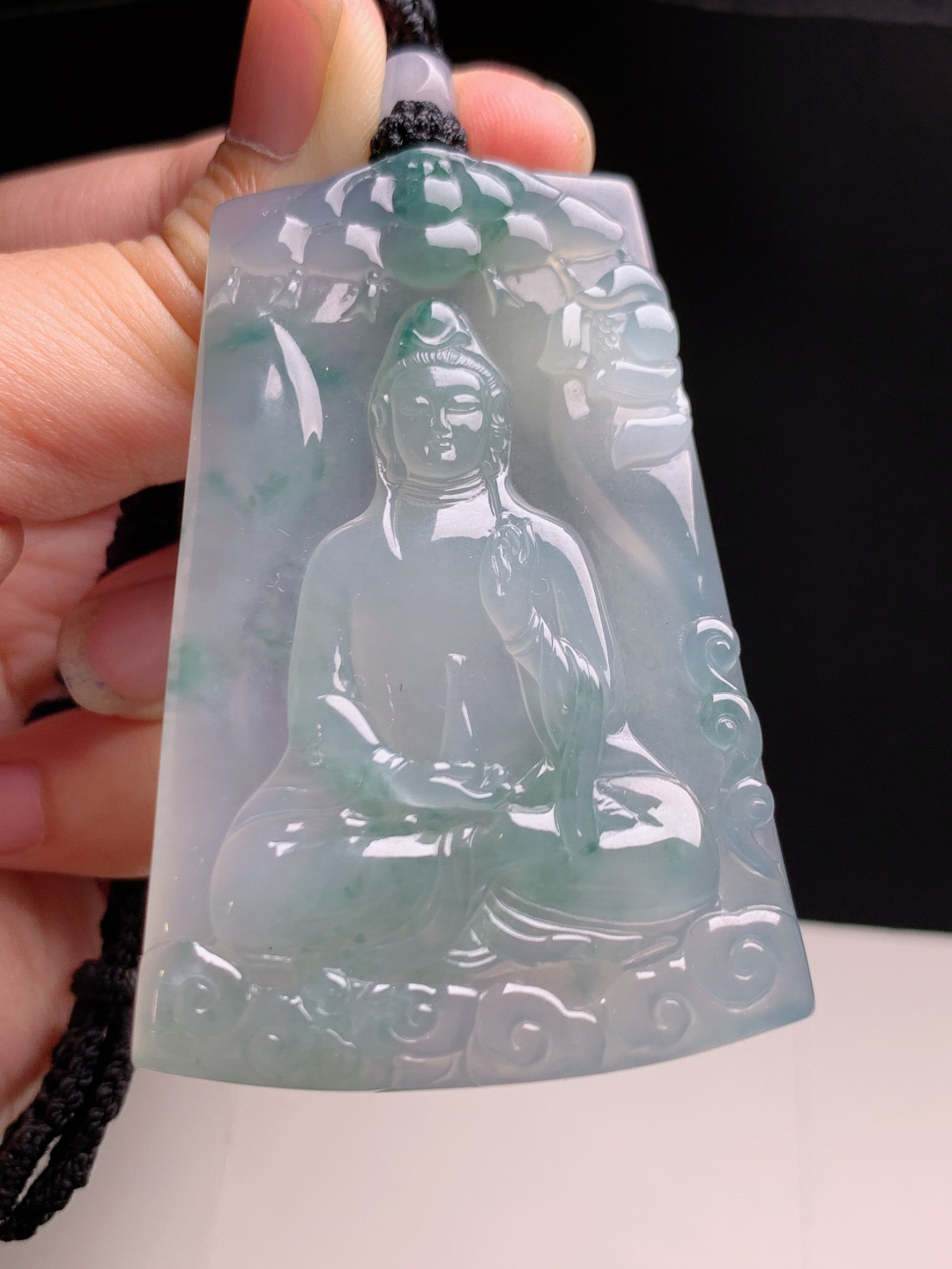 冰飘花观音牌，冰润清透雕工细腻，慈容温婉祥和雅致 裸石60.3-41.2-6 43
