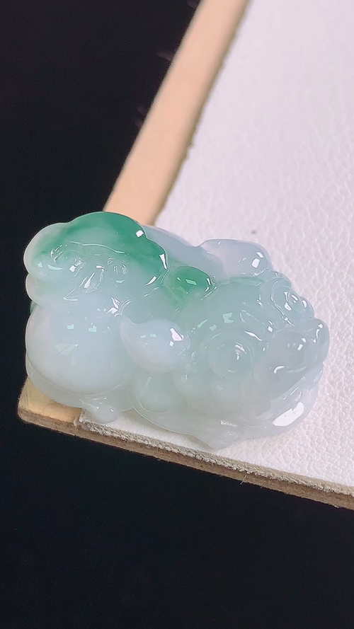 ️冰飘花貔貅，无裂，尺寸:25.0-16.0-11.3mm 14