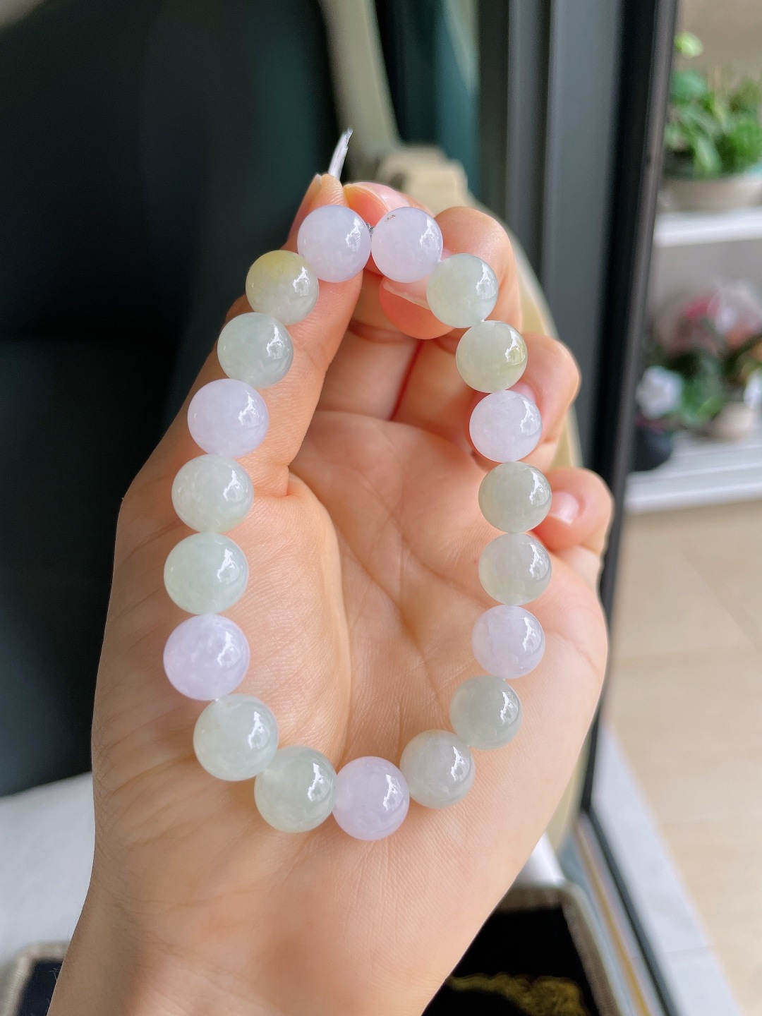 天然翡翠A货，冰双彩手串，尺寸：10mm。【编4396】