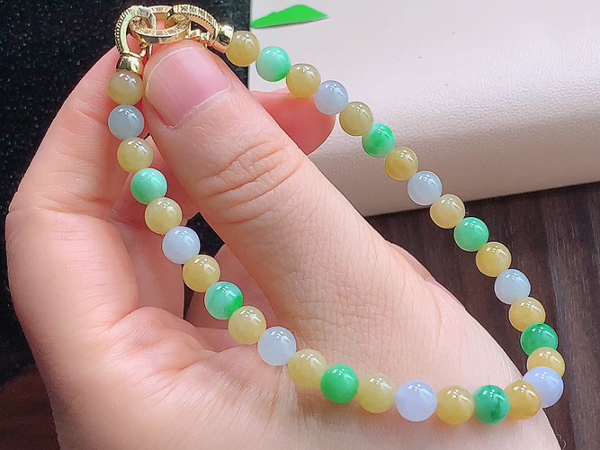 ️ 三彩手串，度高，尺寸取一6.0mm，包A附证书