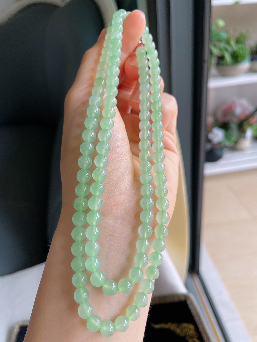 天然翡翠A货，冰满绿冰晴底珠链，尺寸：6.1mm108颗。【编4406】