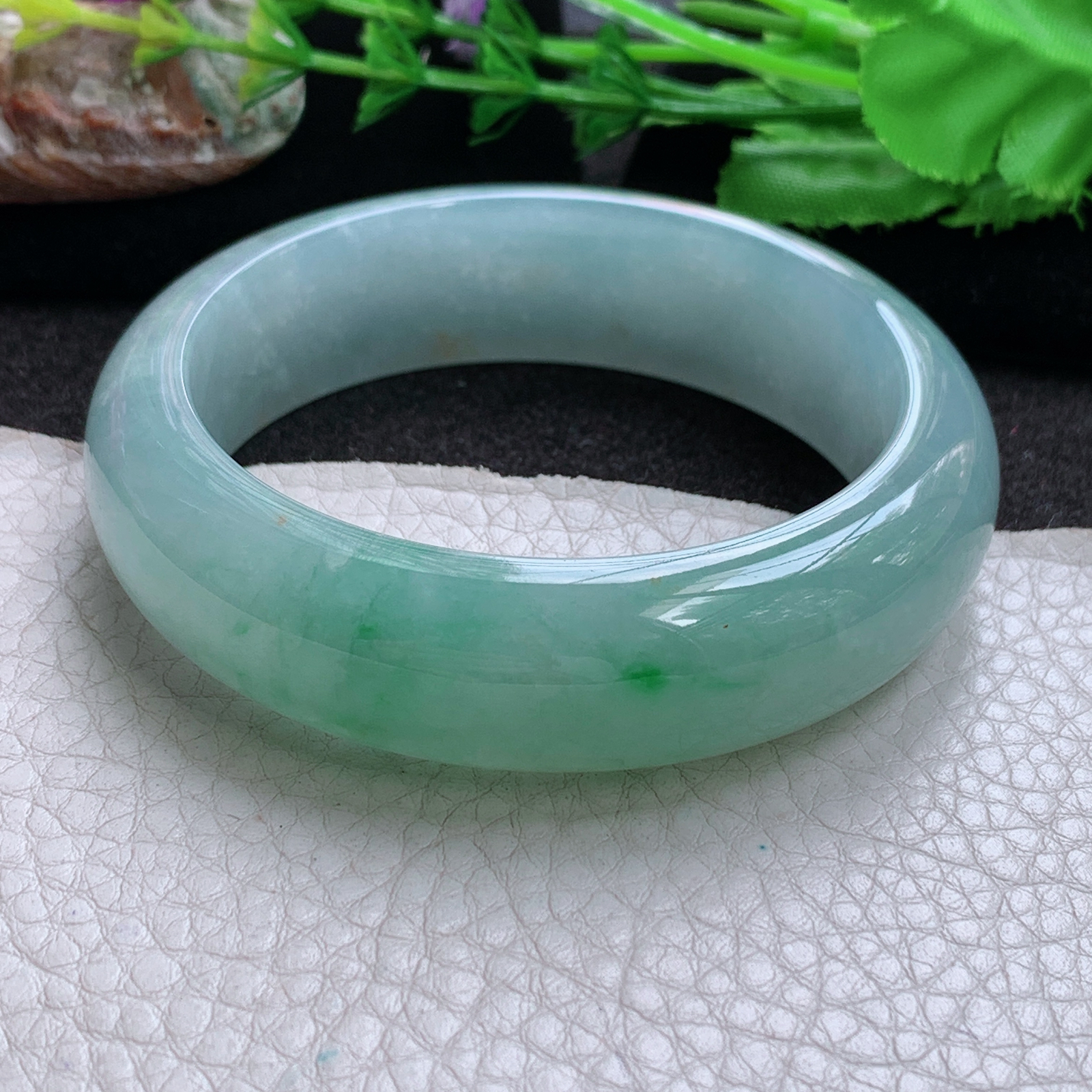 hy实拍56*16.8*8.6轮胎镯 天然缅甸翡翠玉手镯 飘绿胶感正圈玉手环