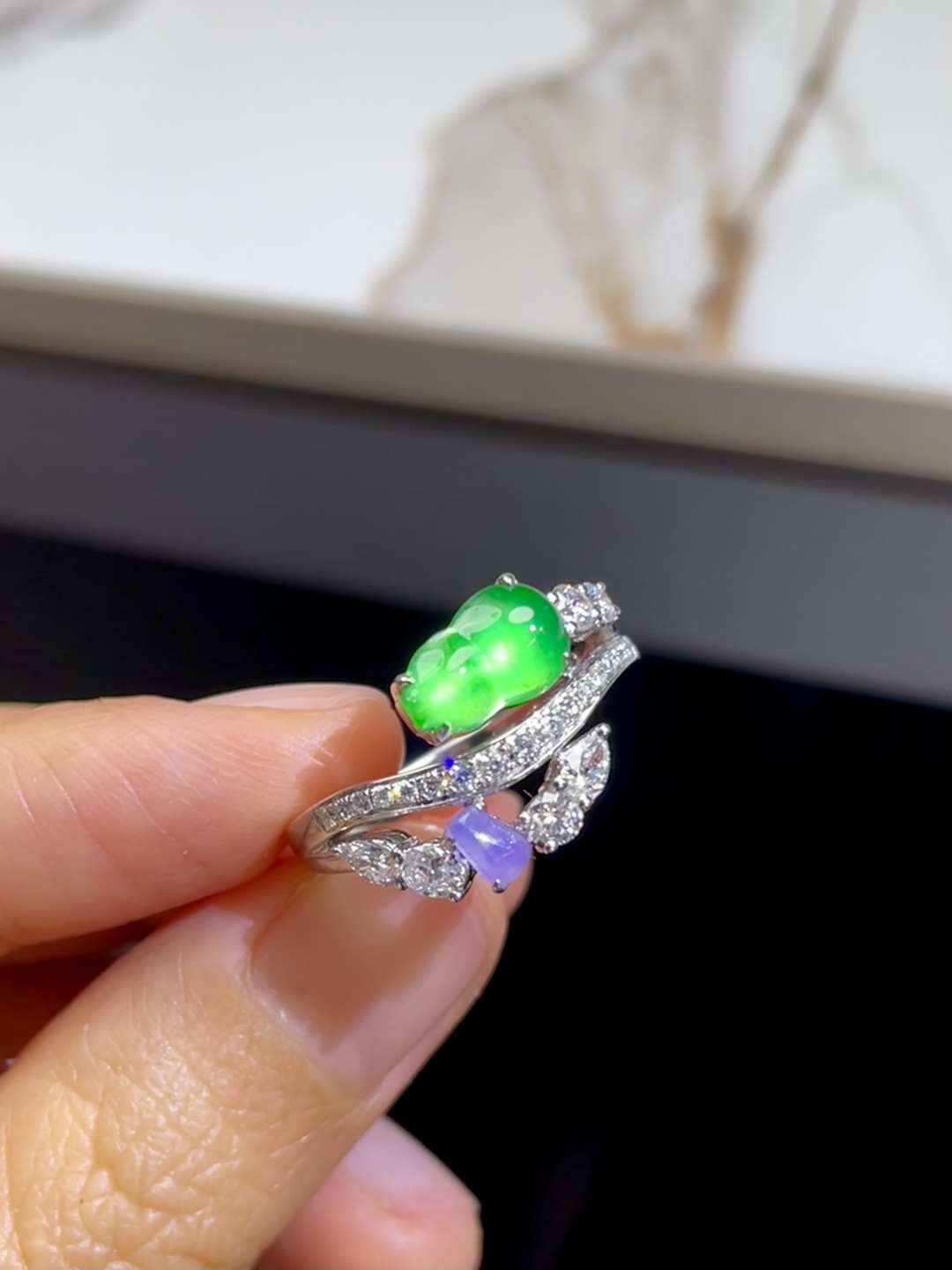 新品 | 玻璃种正阳绿葫芦戒指 裸石：5.5*9*3mm 整体：13*18.5*5mm