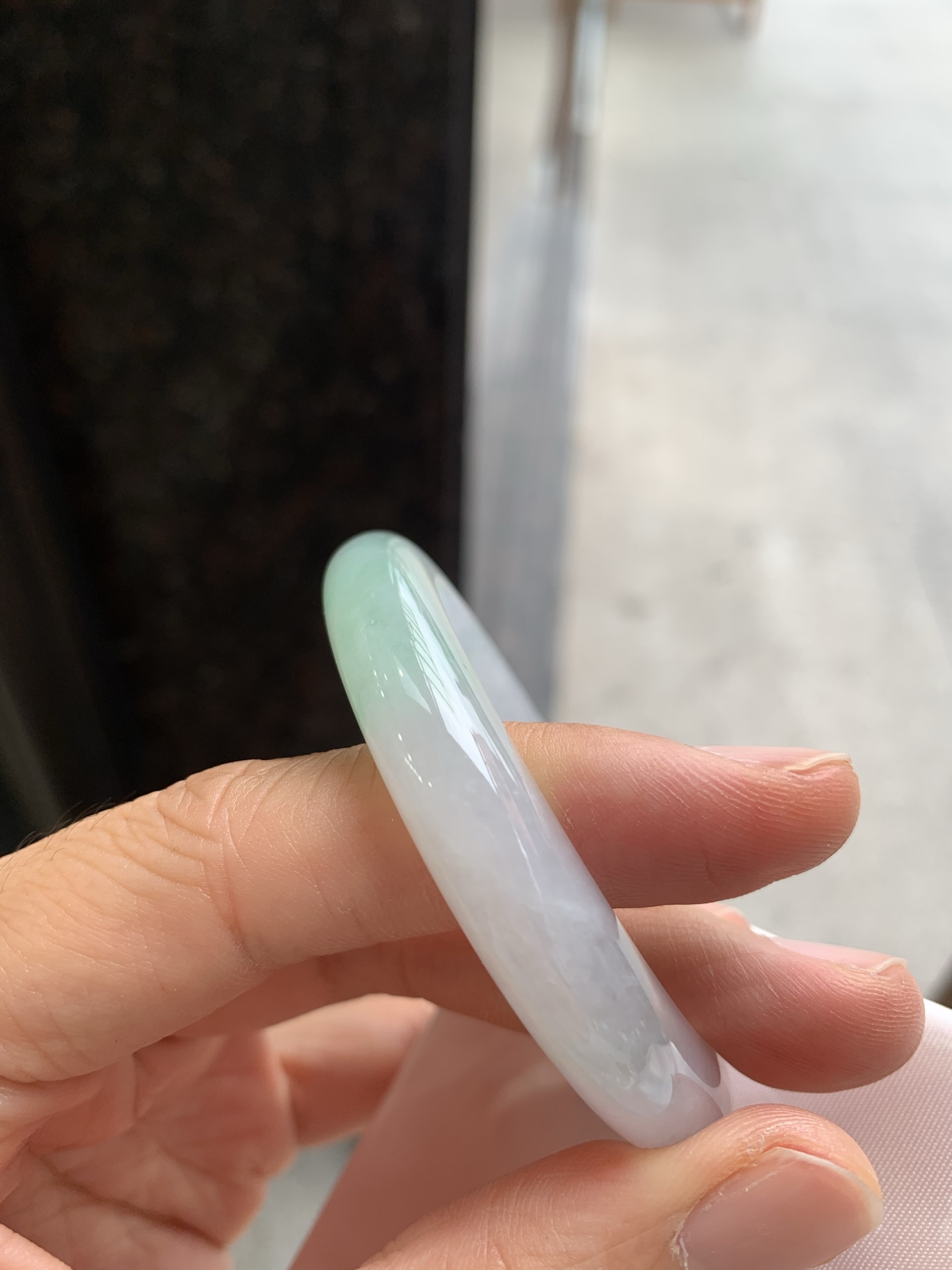 正圈冰飘绿 微棉纹 尺寸：49.8/10/7.9 小圈口