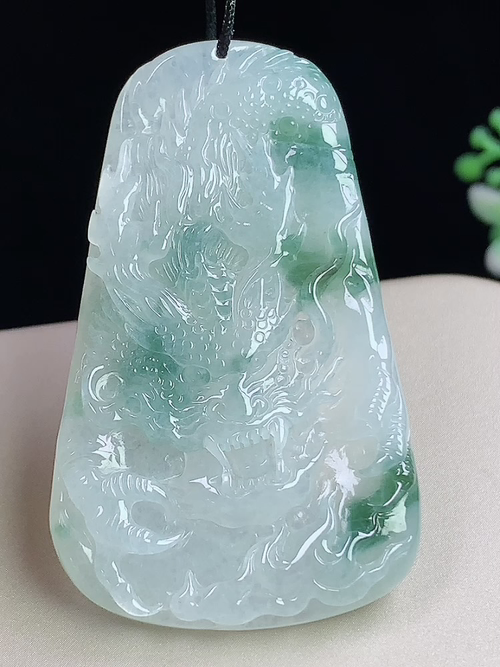 冰飘花龙牌，无裂，尺寸51-30.8-5.1mm，Q18ayd