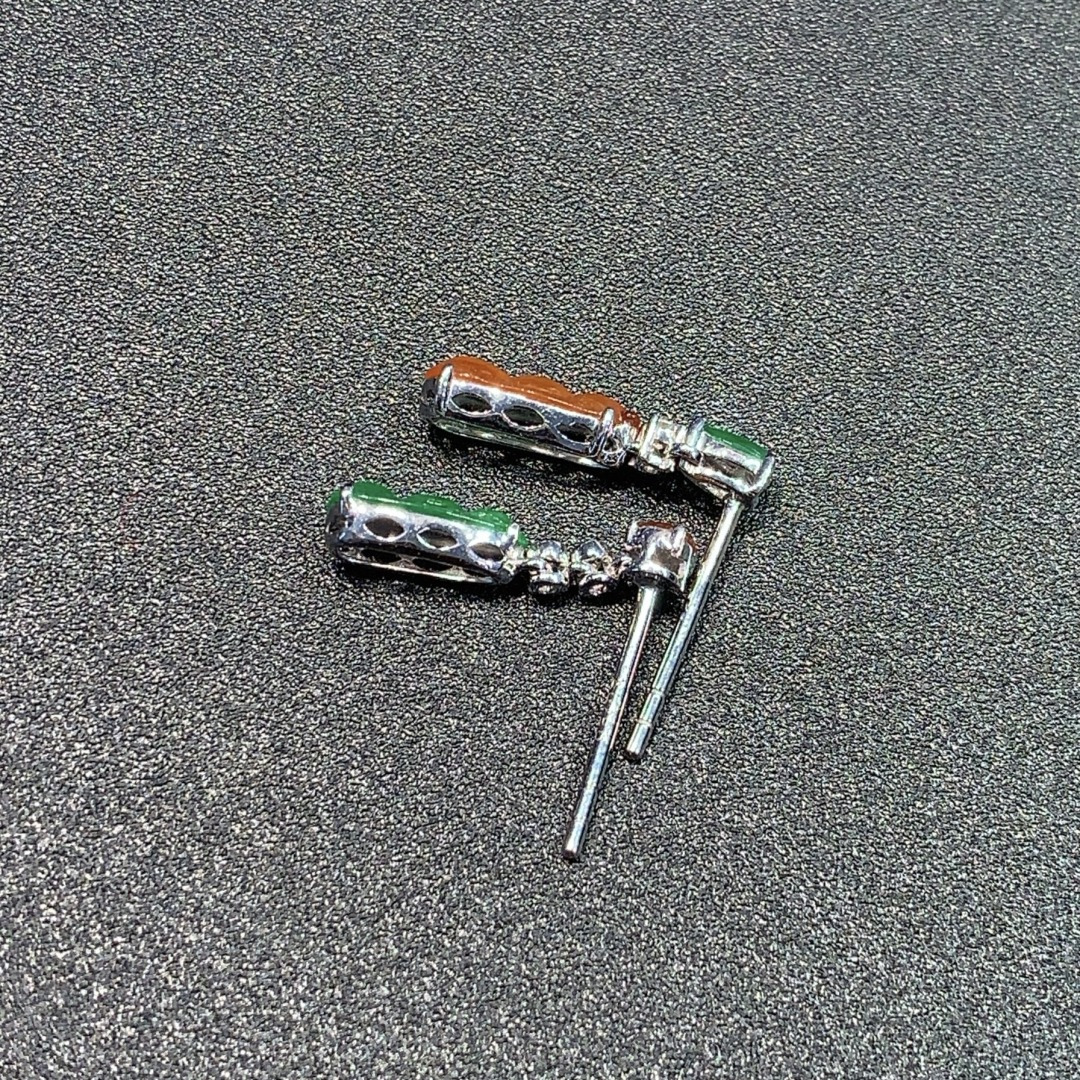 ️黄绿双拼福豆耳环，颜色靓丽又时尚，15.3