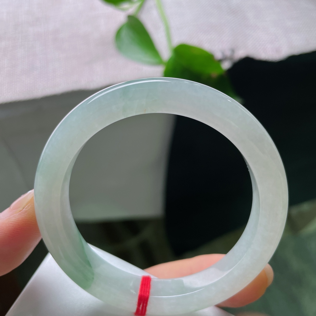 飘花正圈，清透泛光，种老，干净，清雅动人，晶体纹，56027a