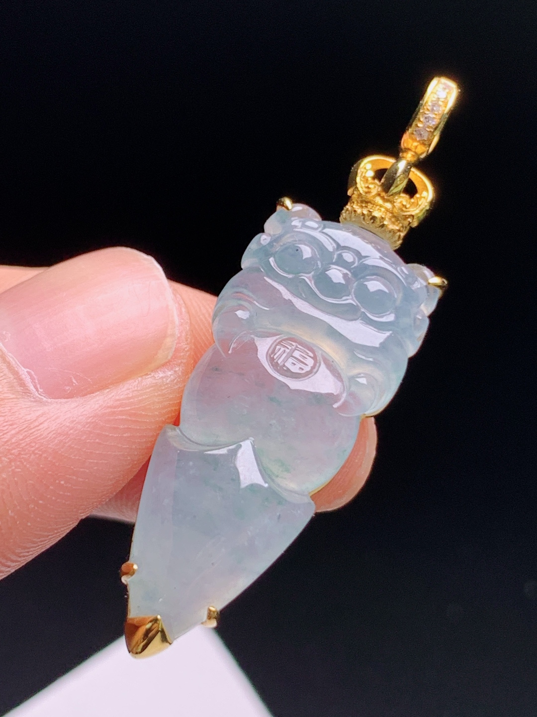 醒狮吊坠，胶感十足，金镶精致，祥瑞护身