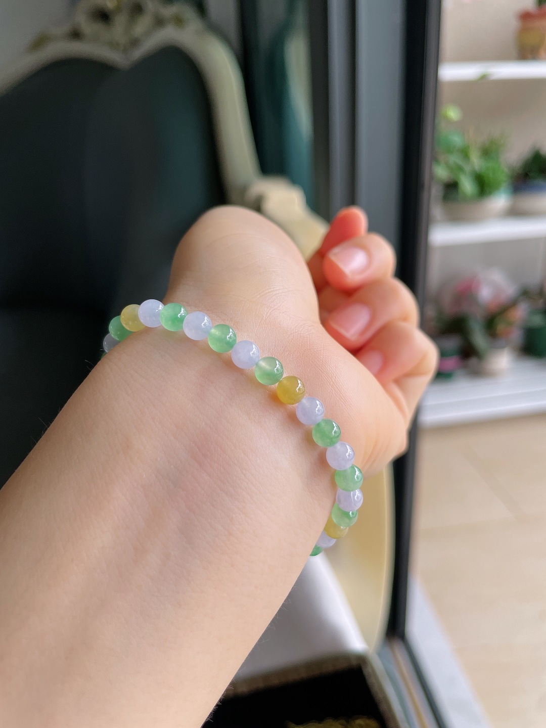 缅甸天然翡翠A货，冰种马卡龙手串，尺寸：5mm。【编4261】
