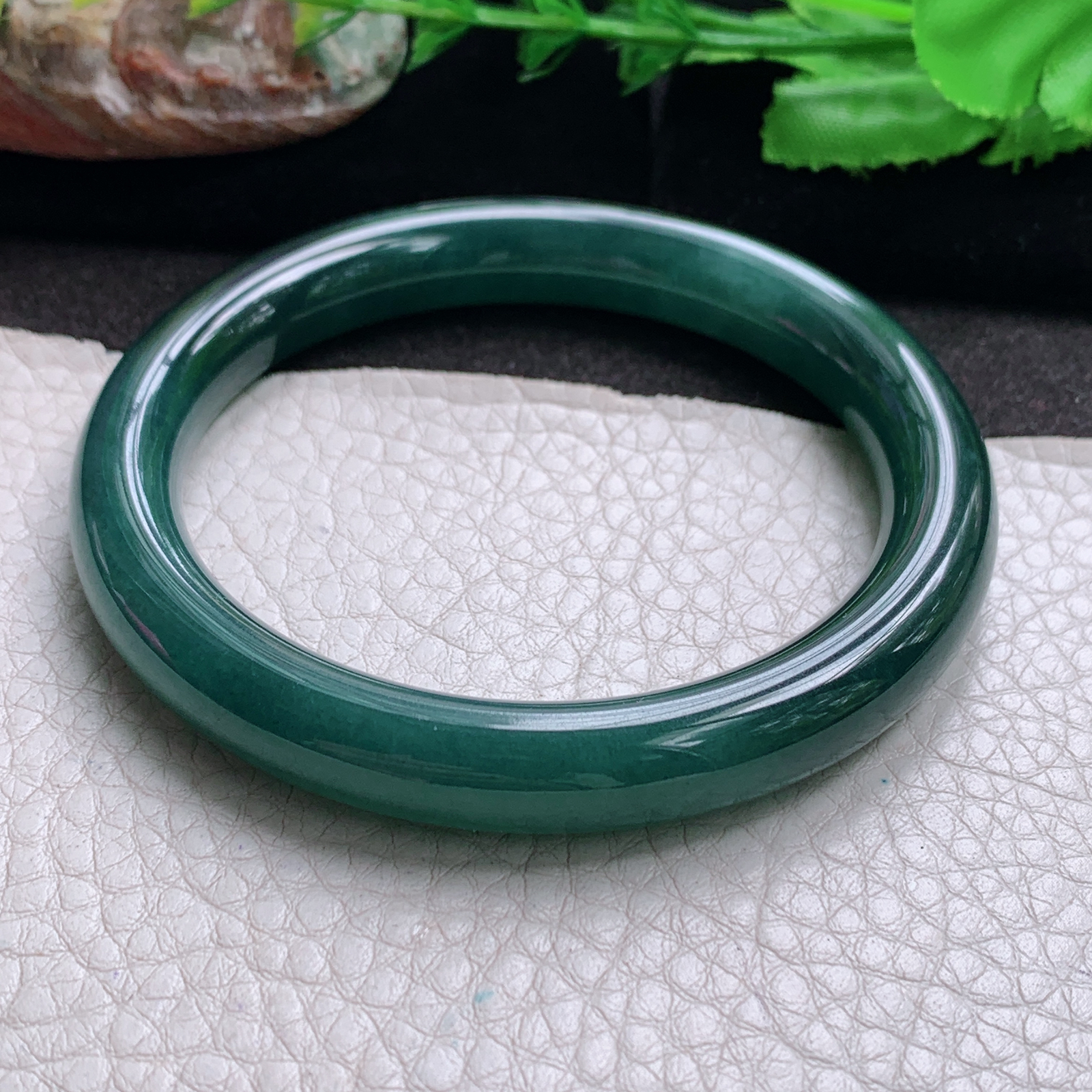ll实拍58*10*9.3美人镯 天然翡翠a货玉手镯 冰蓝胶感圆条玉手环