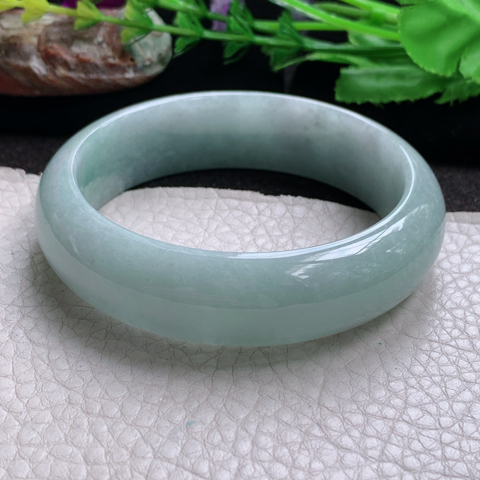ll实拍57.5*16.8*8轮胎镯 天然缅甸翡翠玉手镯 浅绿正圈玉手环