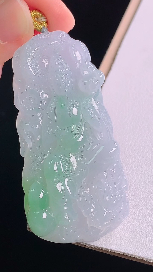 ️冰飘绿大势至菩萨，无裂，尺寸:62.6-30.6-9.2mm 11
