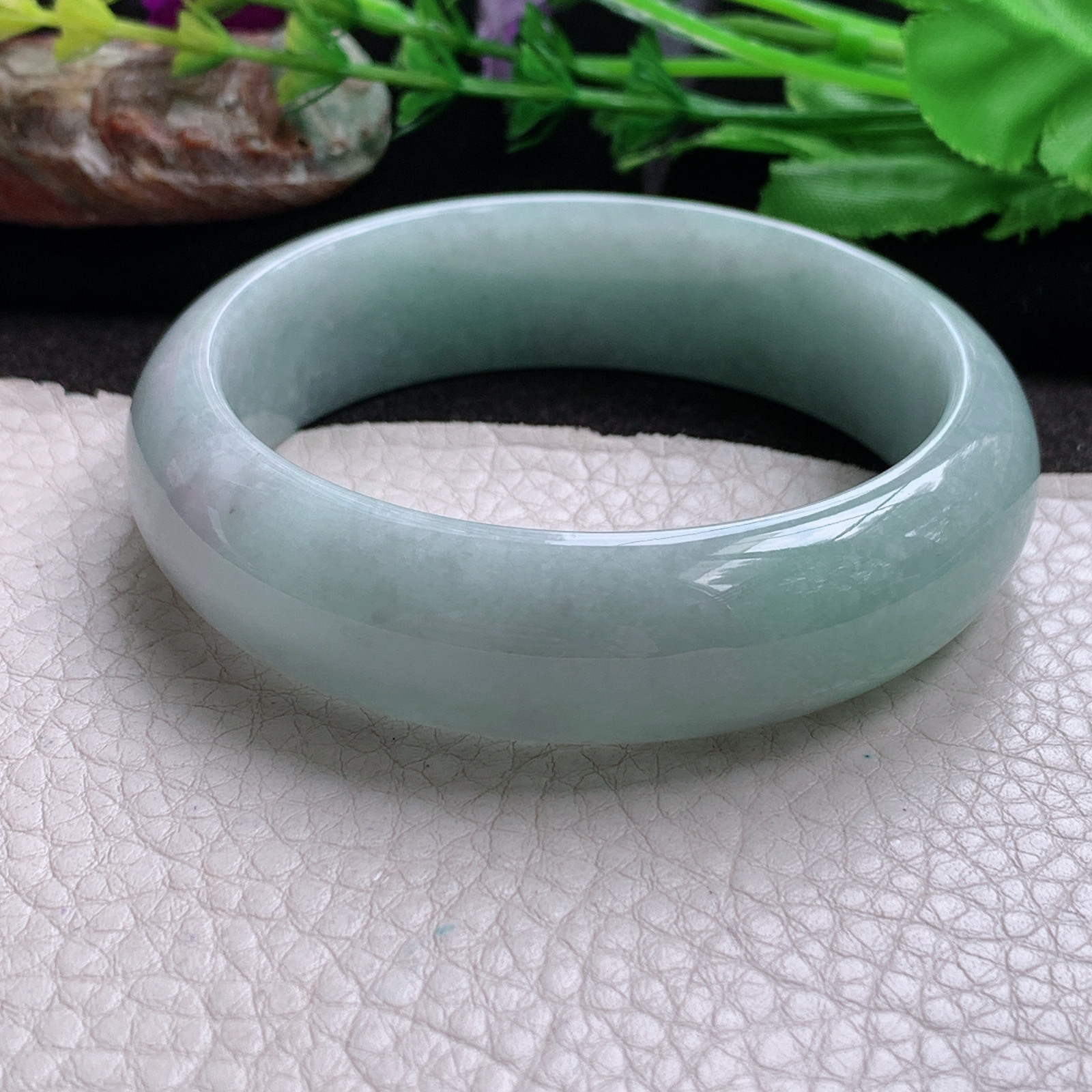 ll实拍57.5*16.8*8轮胎镯 天然缅甸翡翠玉手镯 浅绿正圈玉手环